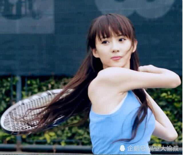 有种"整容"叫爱情公寓诺澜,穿上银白蕾丝透视裙,美到高攀不起