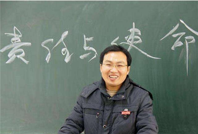 中国男孩洪战辉,曾是一代人励志偶像,如今人到中年,过得怎样?