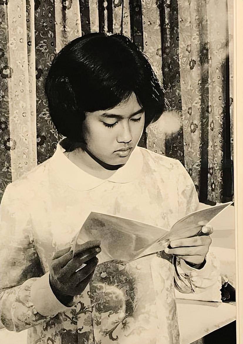 中年时期的她很有学者气质_谢道韫_拉玛_国王