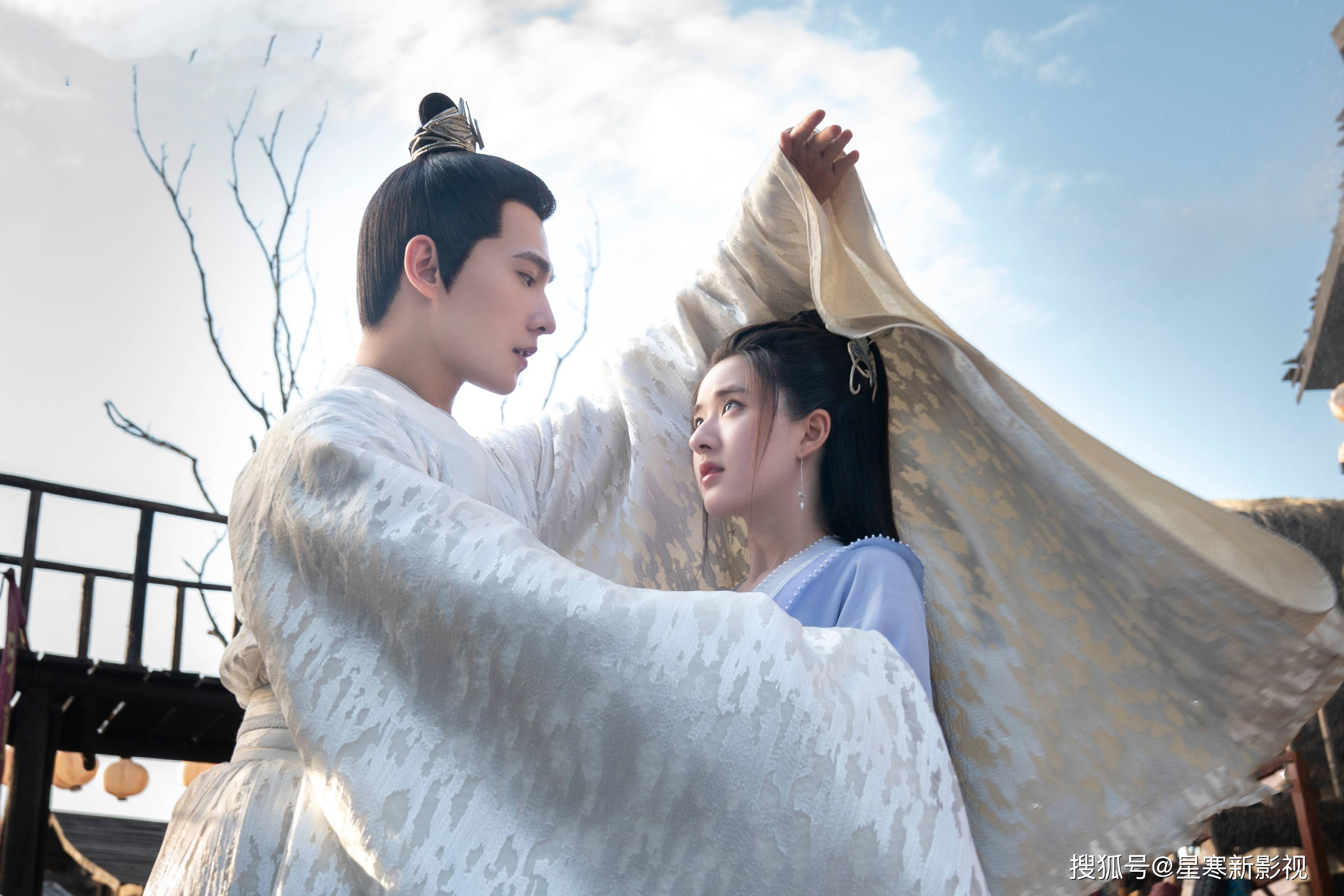 杨洋《雨霖铃》未拍先火,女主虚位以待,2位高颜值小花有望入局