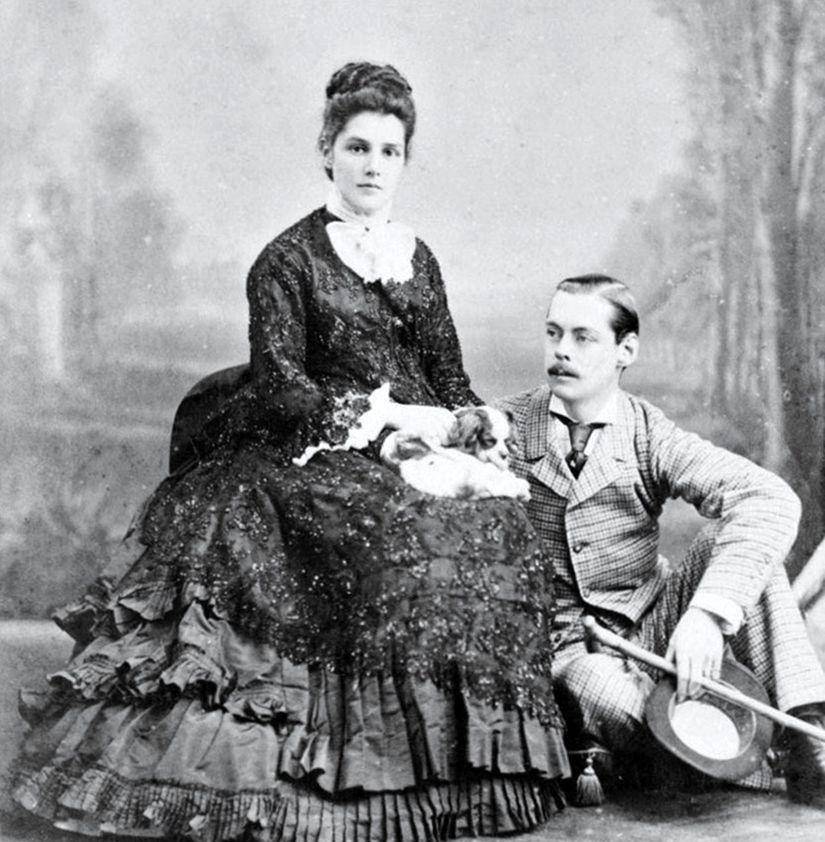 英国女王丈夫菲利普亲王去世,他真的有30位情妇24名私生子?