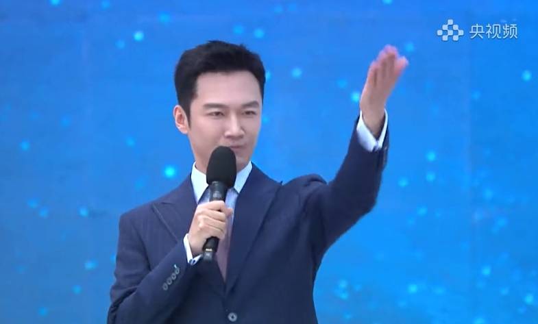 张韬：和严於信同台主持，系央视当下2位“最帅男主播”首次同框-张严德最新消息