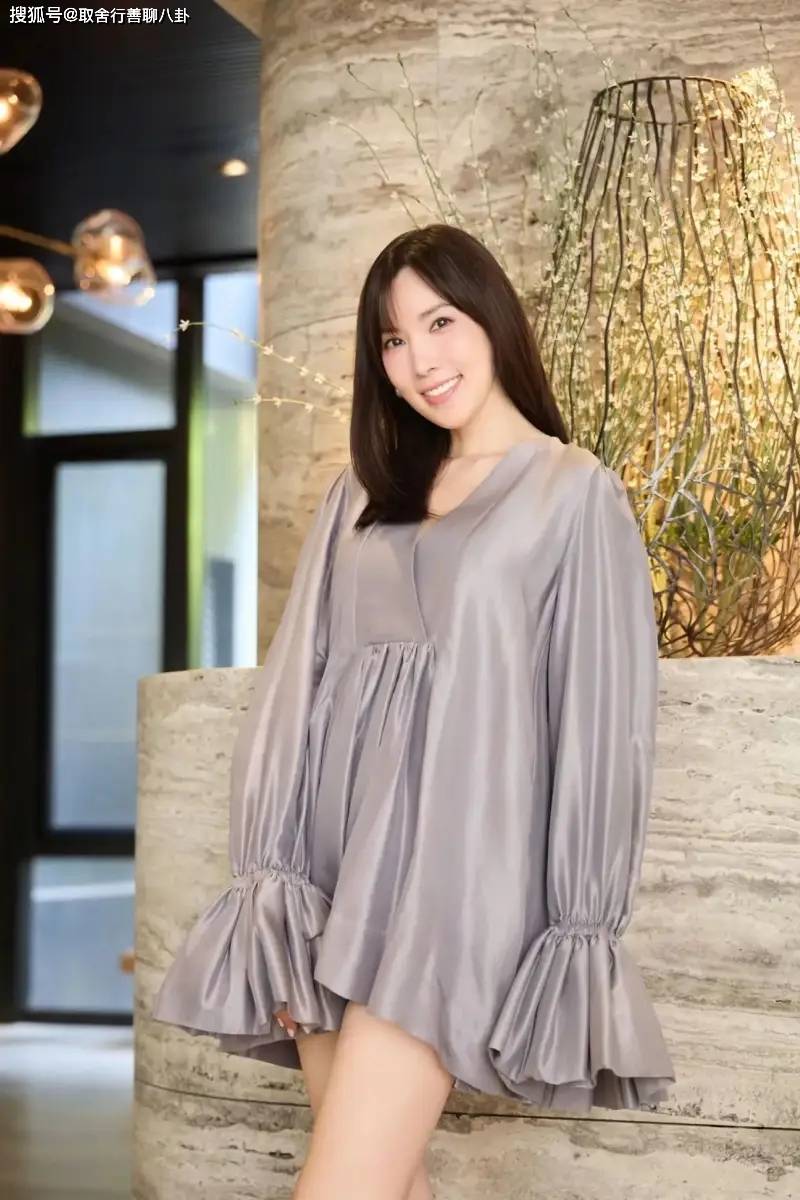 林志颖老婆秀白腿,脸蛋圆润胖一圈,网友:幸福肥也是一种美丽