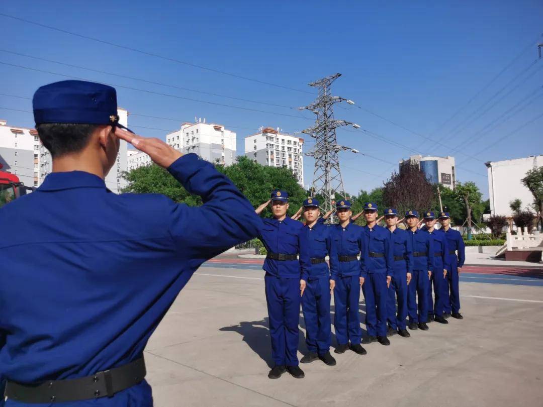 蜕 61 变—运城市134名新招录政府专职消防员完成结业考核