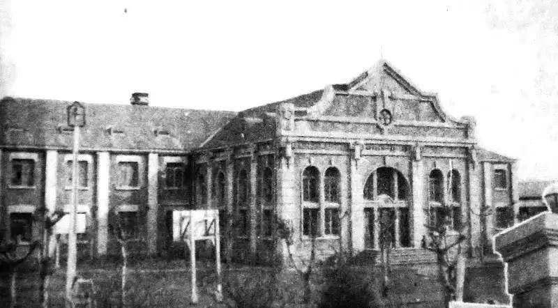 梁思成林徽因与吉林女中青砖教学楼和大礼堂