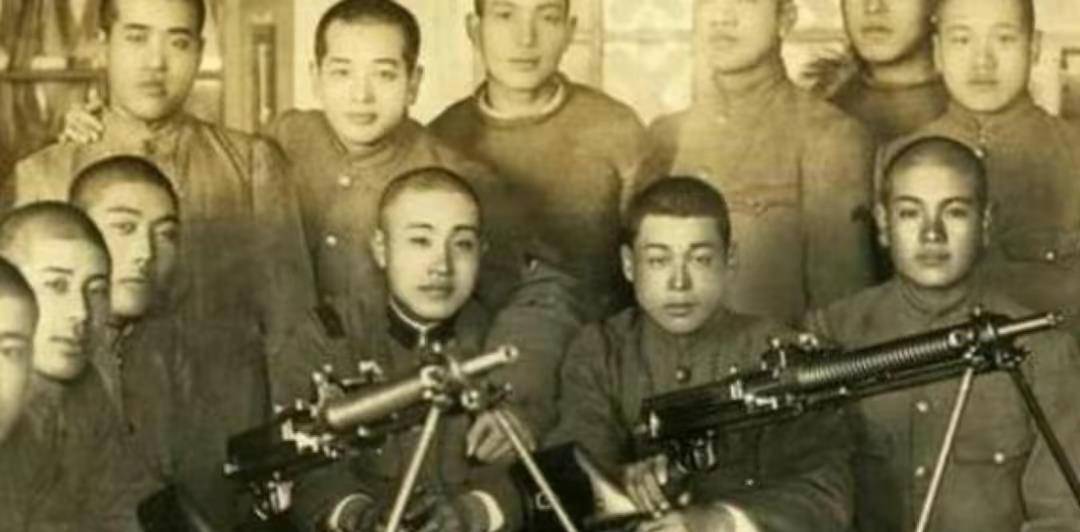 少帅用银元,6次定杨宇霆生死,晚年坦言:杀他之后我后悔不已_张学良