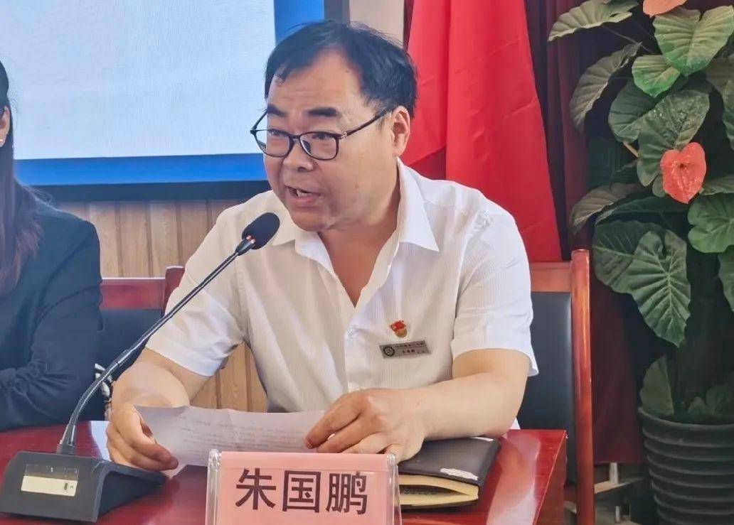 西安市心连心志愿者协会走进周至县哑柏镇中心小学开展关爱"小春芽"