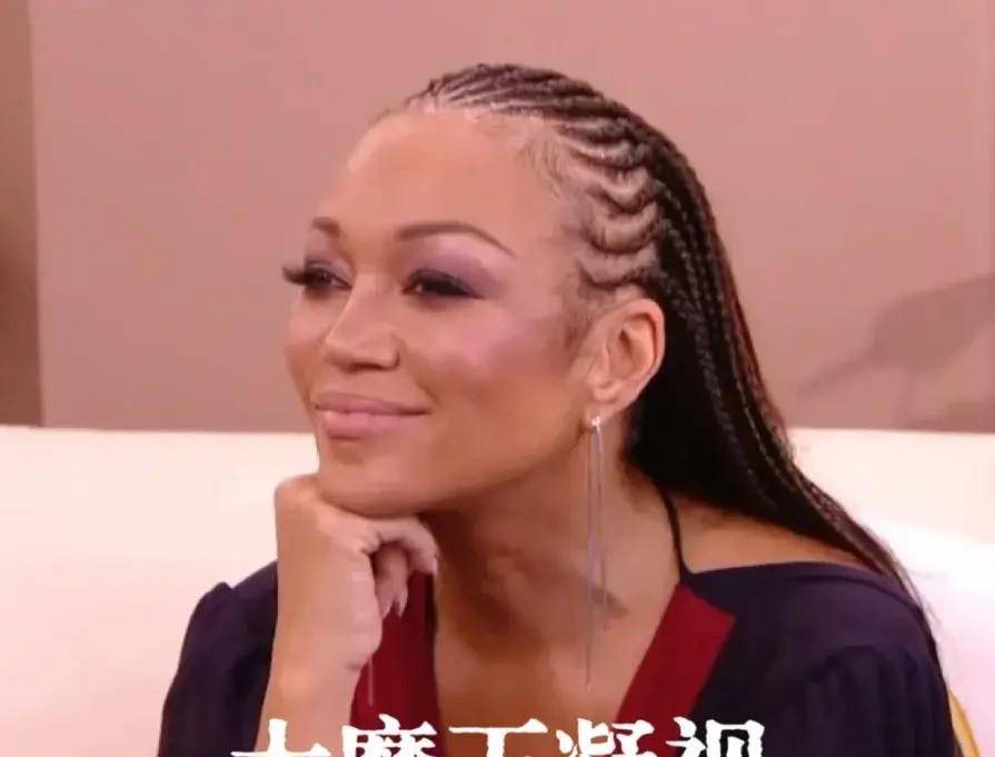 《歌手》单集播放破亿出圈!品牌喊话要赞助,连外国歌手都来吃瓜