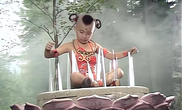 《西游记》:红孩儿为何长不大?你看他小时候铁扇公主都喂他吃啥