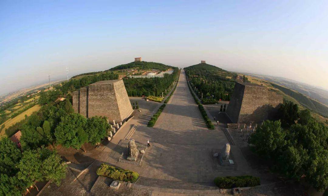 中国古代"最牛帝王墓":屹立1200余年,40万人都挖不动_武则天_墓穴