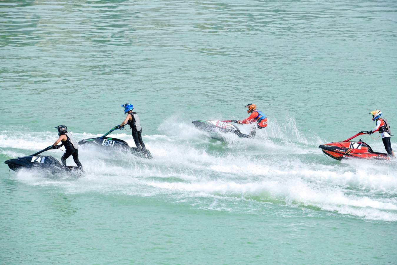 第十三届"蚩尤九黎城杯"中国摩托艇联赛重庆彭水大赛落幕_比赛_水上摩