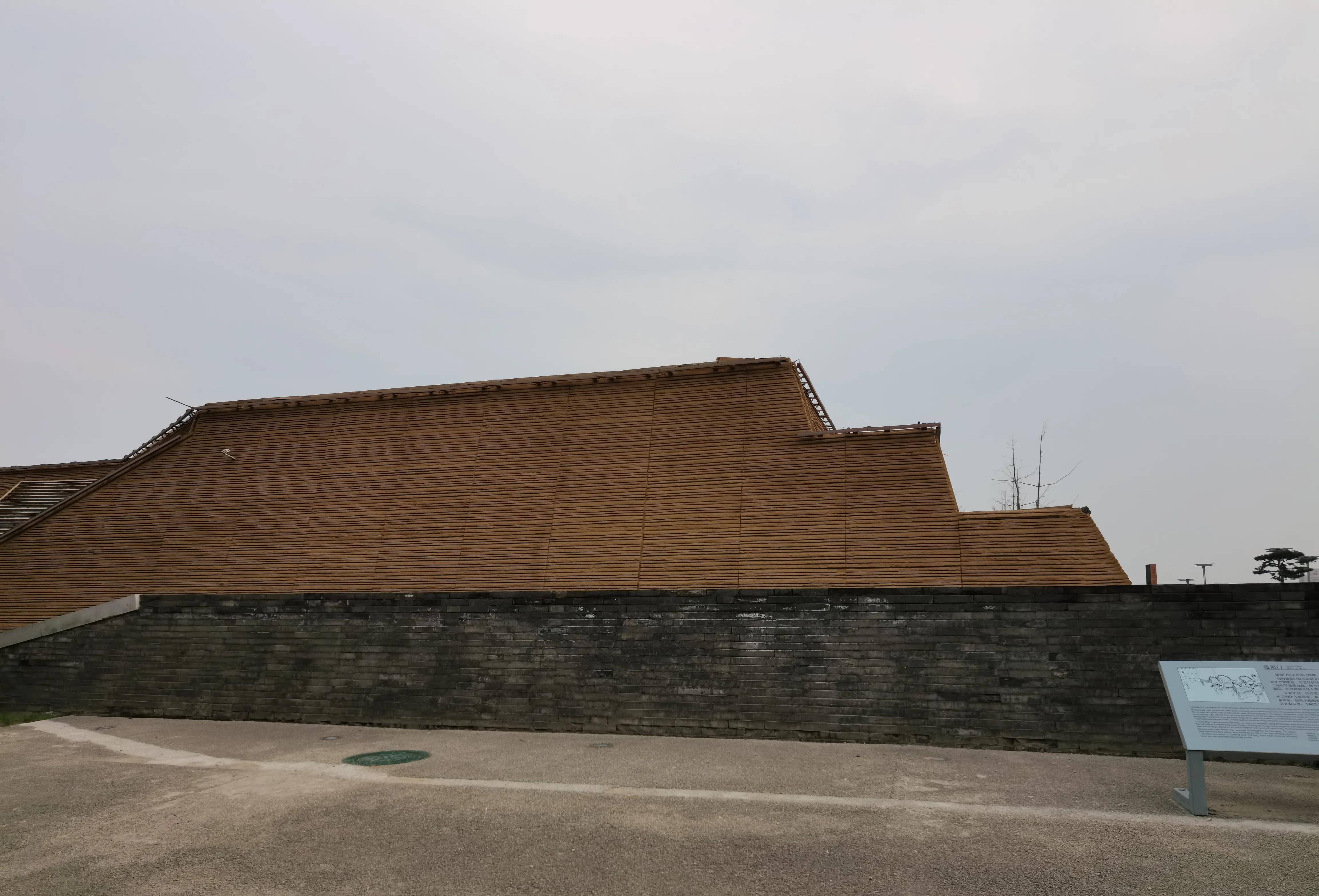 了解一下大明宫建福门的历史,你还觉得你上班辛苦吗?