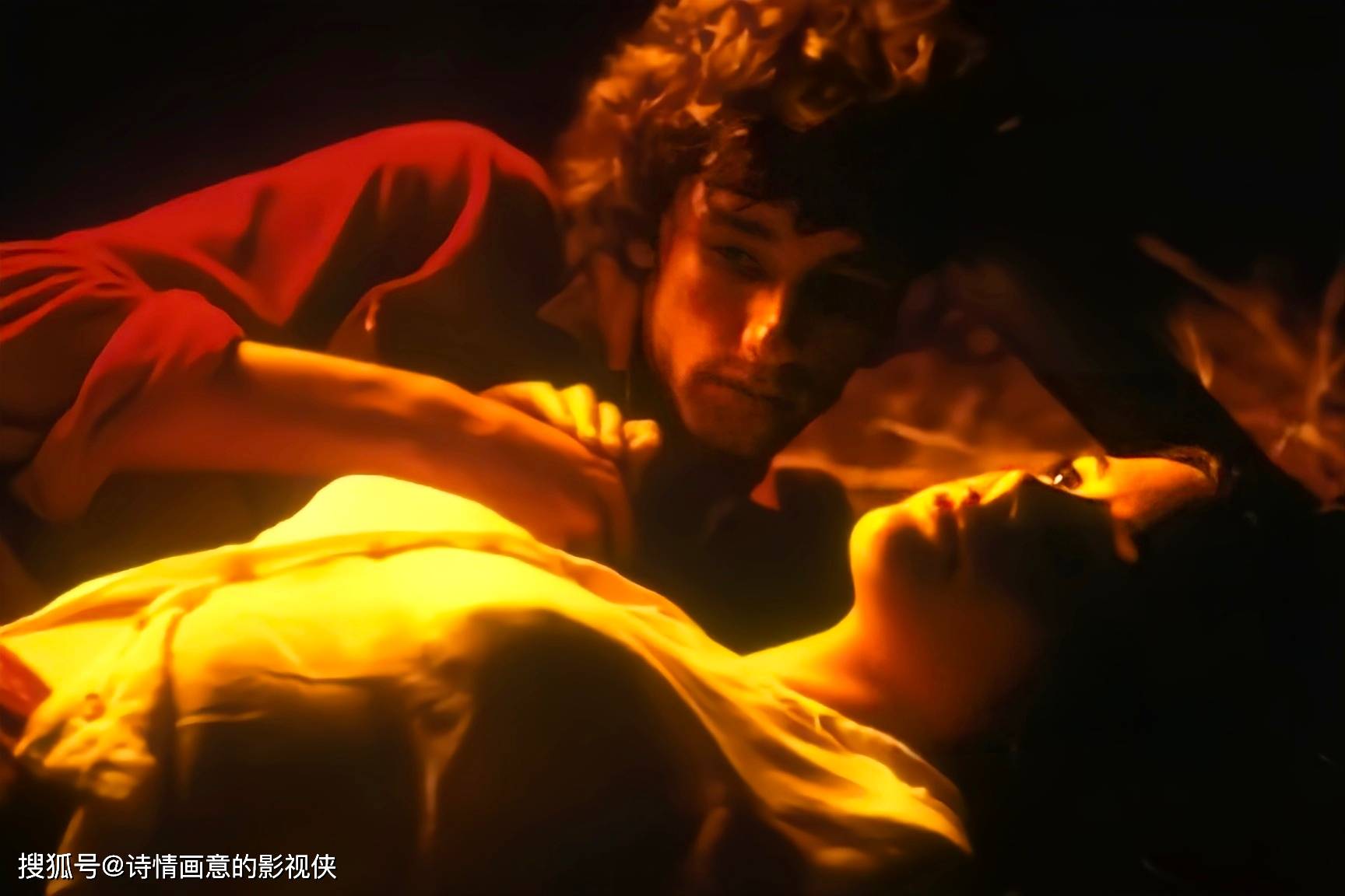 意大利尺度电影《偷香》:限制级青春物语,爱与自我发现之旅