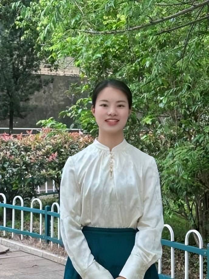 寻乌县第二中学第六届最美教师风采展