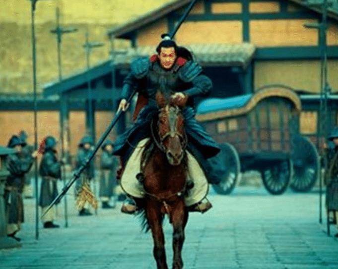 蒋昕捷:20年前高考作文满分,11年前曝光地沟油,现在是阿里高管