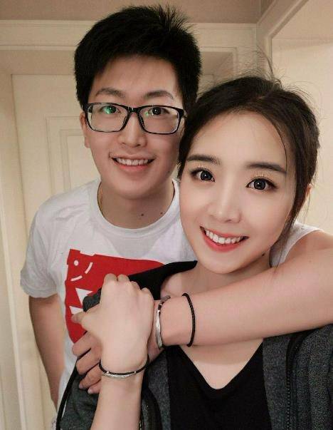 但是在相恋三年之后还是结束了这段恋情,余霜和管泽元都成为了单身