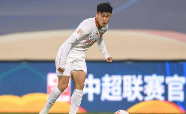 深圳新鹏城引援曙光?戴伟浚或加盟提振球队攻势