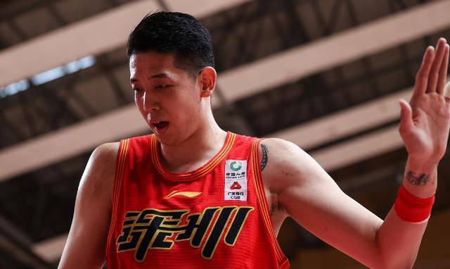 这将极大提升新疆男篮的实力,形成以赵睿,阿不都,吴冠希和沈梓捷组