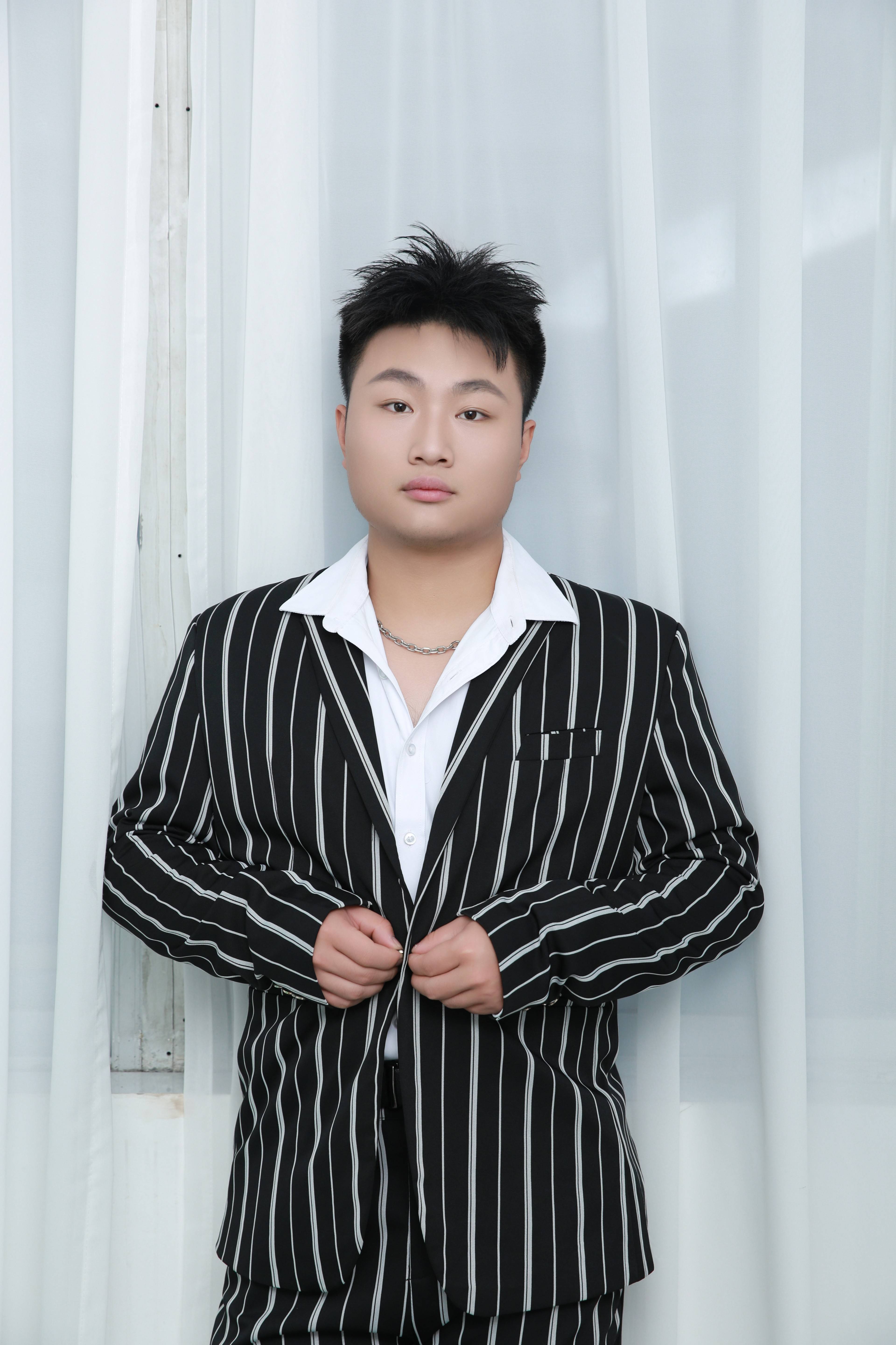 魅力男模张景武,与你共赴时尚之约!