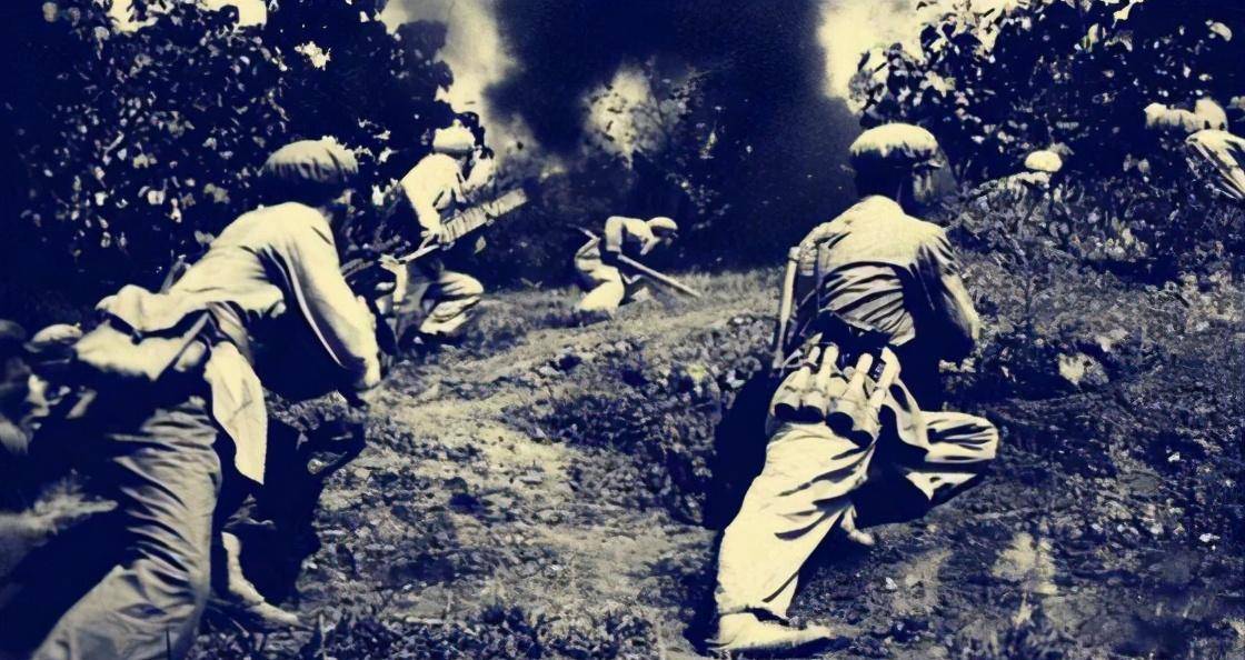 半日攻克敌阵地,空投补给全扔我军手中,气得敌将破口大骂