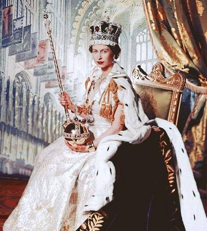 96岁伊丽莎白二世女王的逝世,在位70年有8个孙子和12个曾孙