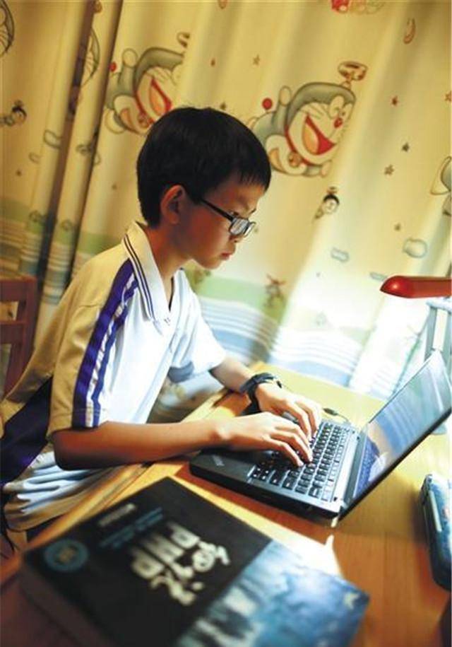 13岁不想写作业,他黑掉学校答题器,中国最小黑客如今走向正轨