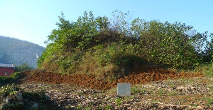 江苏徐州发现大型汉墓群,文物部门紧急发掘,墓主是高祖刘邦之弟