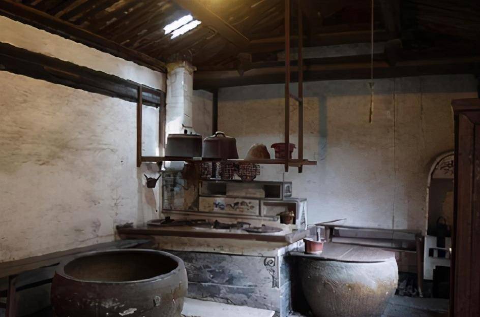 闰土后人完成华丽转身,与鲁迅再续前缘,可鲁迅后人有点让人惋惜