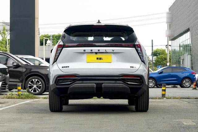 2024款吉利博越l上市,换新造型电子挡把,售价11.57-14.97万元