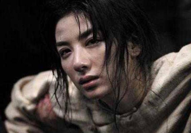 虎豹嬉春:把人装进麻袋,再往麻袋里放老鼠和猫,场面惨不忍睹!