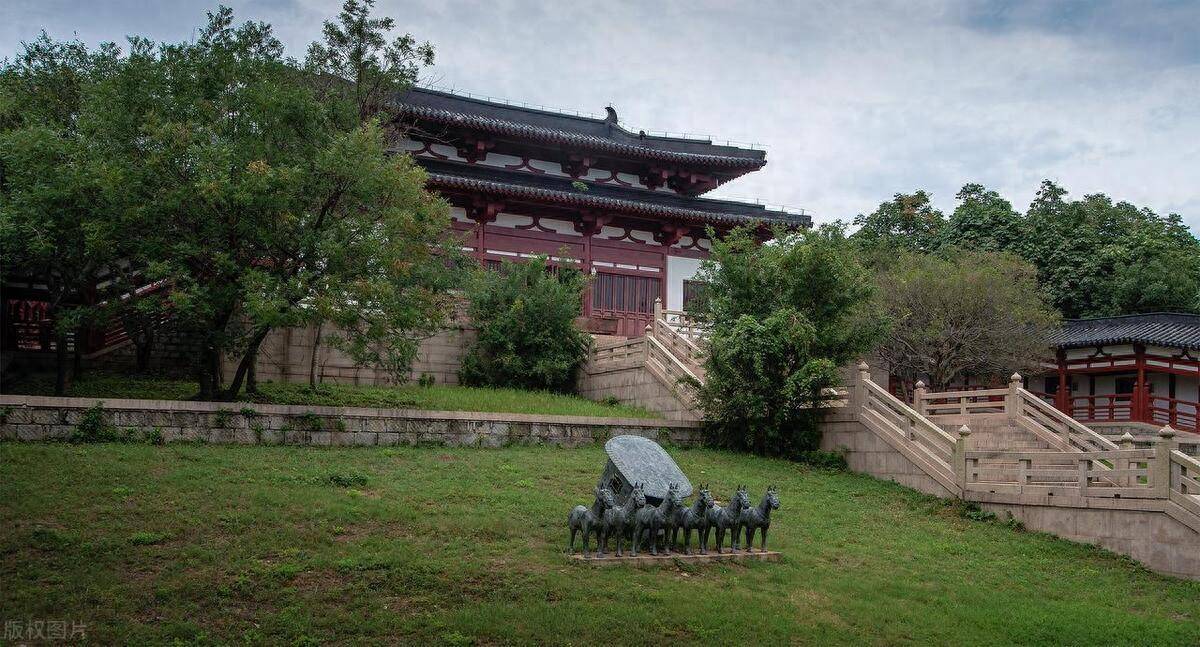 大通区,谢家集区,八公山区,潘集区5个市辖区,凤台县,寿县2个县,此外还