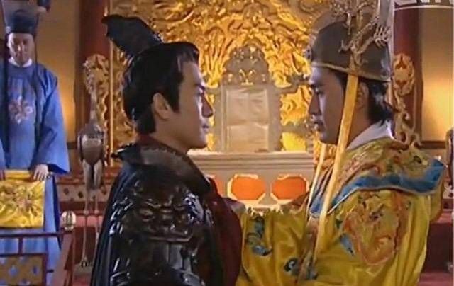 老道给乞丐文身,预言:飞雀吃到谷子,便是你飞黄腾达之时