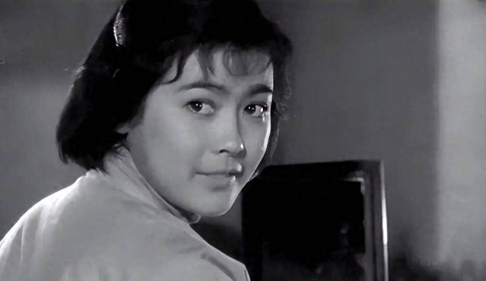 《苦菜花》娟子杨雅琴:感情失意,53岁去世两任丈夫都未出席葬礼