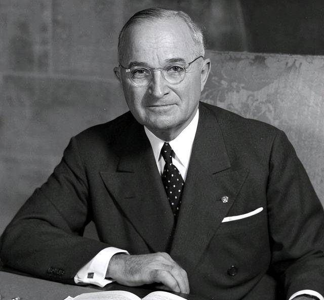 美苏争霸:马歇尔计划vs莫洛托夫计划,各怀鬼胎的顶级拉扯!