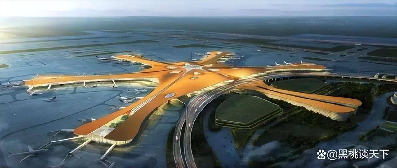 印度人发帖:左边是北京机场,右边是德里机场,德里机场像个仓库