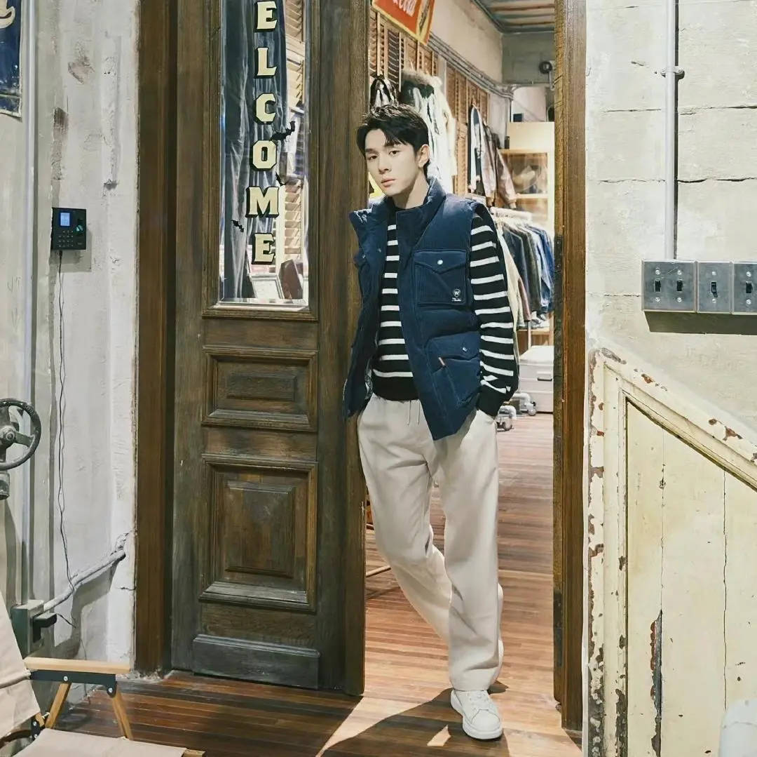 李佳琦回应参加《披哥》,直言要去赚钱了,但不会中断直播带货