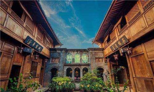 祖上是中国首富,他却因赌博倾家荡产,刚逆袭14年,就猝然离世