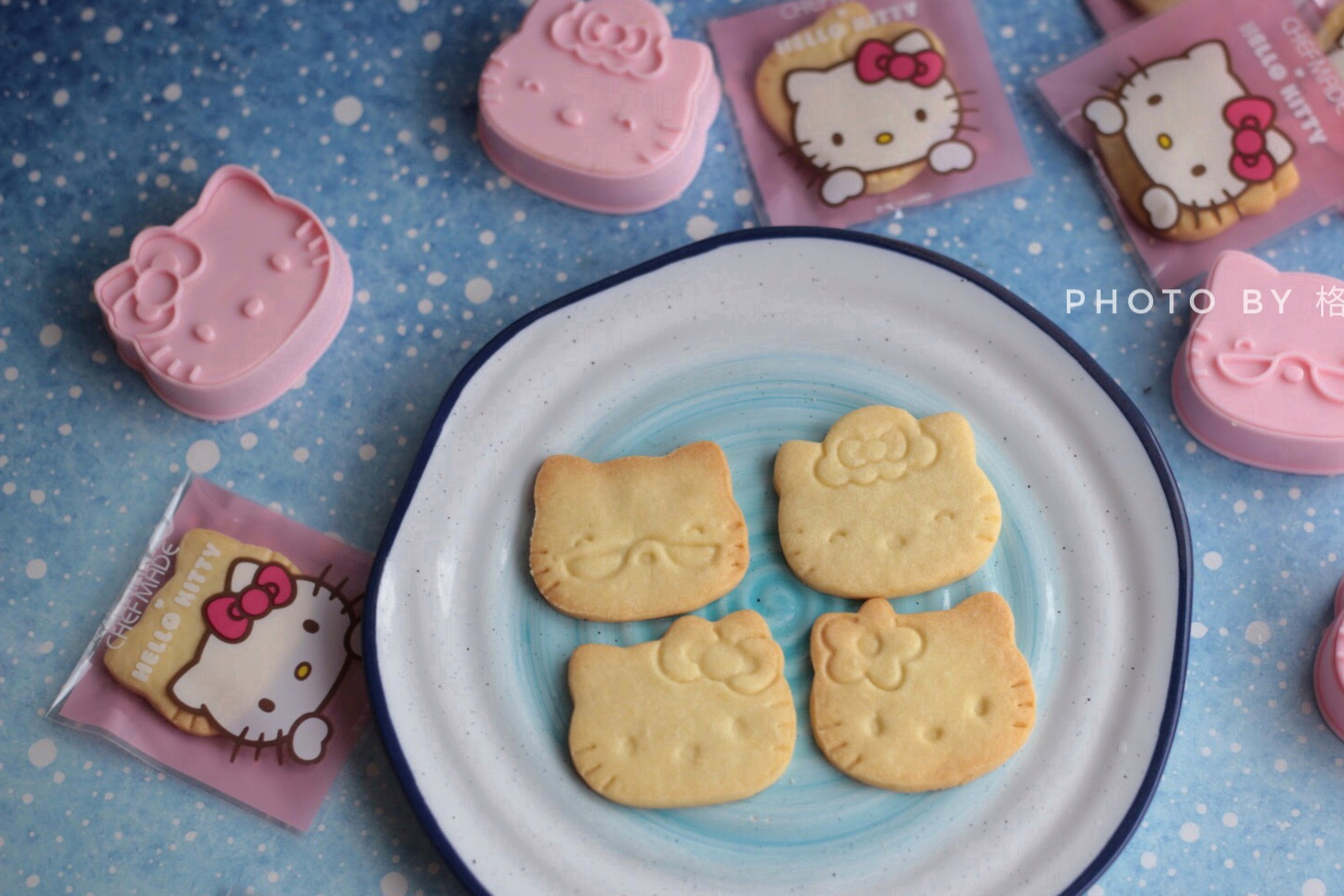 这饼干真简单,不用打发黄油,拌一拌就好,香酥脆,出炉吃不停嘴_卡通