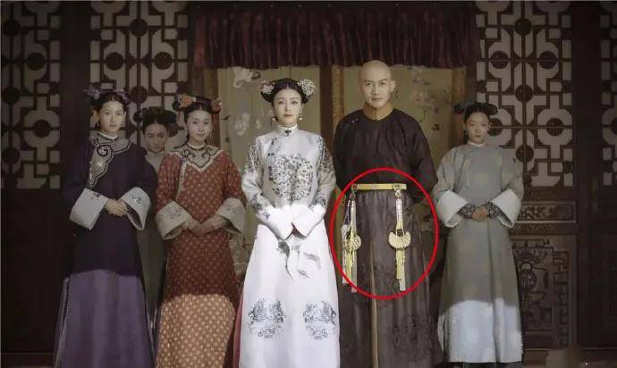 古代精致男子,腰间都有一间杂货铺_活计_玉佩_佩玉