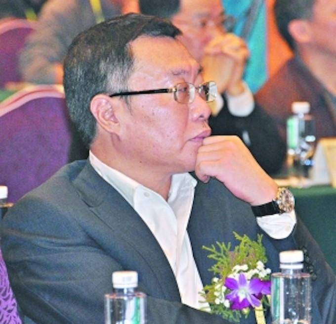 因不满银行柜员嘲讽,张小波一怒之下取走存款,银行行长上门道歉