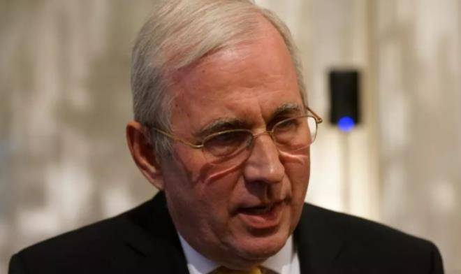 他曾救下25万中国人,83年孙子请求帮助,中方火速进行支援_拉贝_托马斯