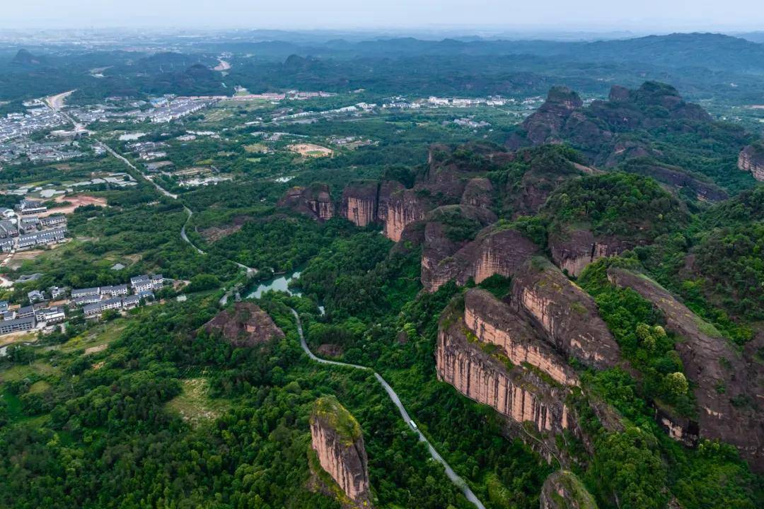 央视《非遗里的中国》江西篇在龙虎山正式开拍!