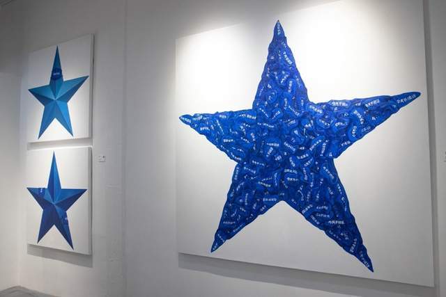 杨烨炘《今天不说话》系列六 油画三联画 2024年他的《今天不说话》