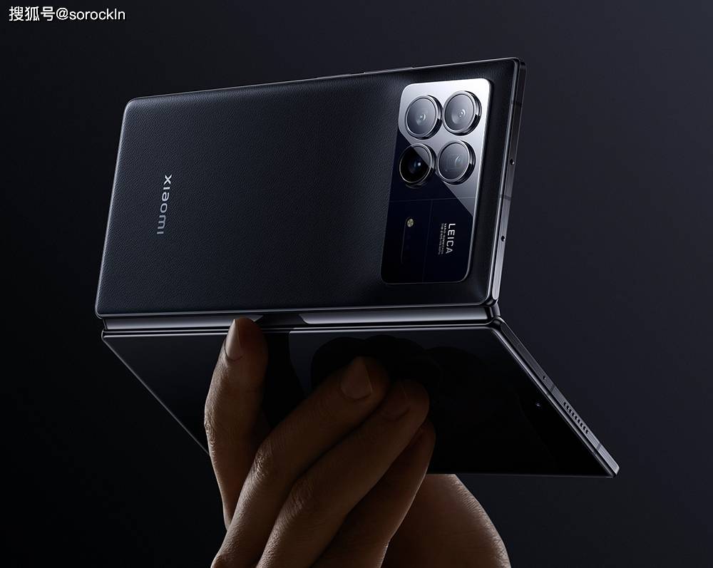 2光圈.四颗摄像头全部采用徕卡summicron镜头.