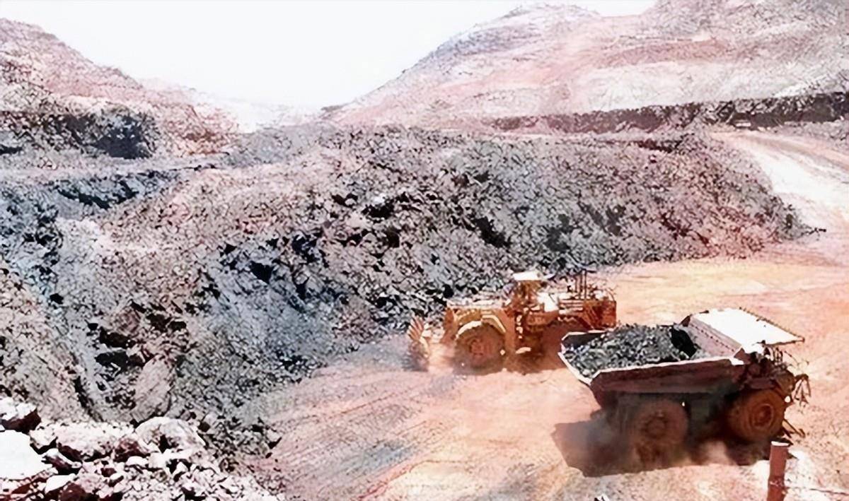 2008年,我国又探明了煤矿,预测蕴藏量可达6690亿吨之多,为我国的发展