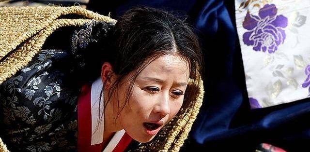 古代女人刑法真人图片