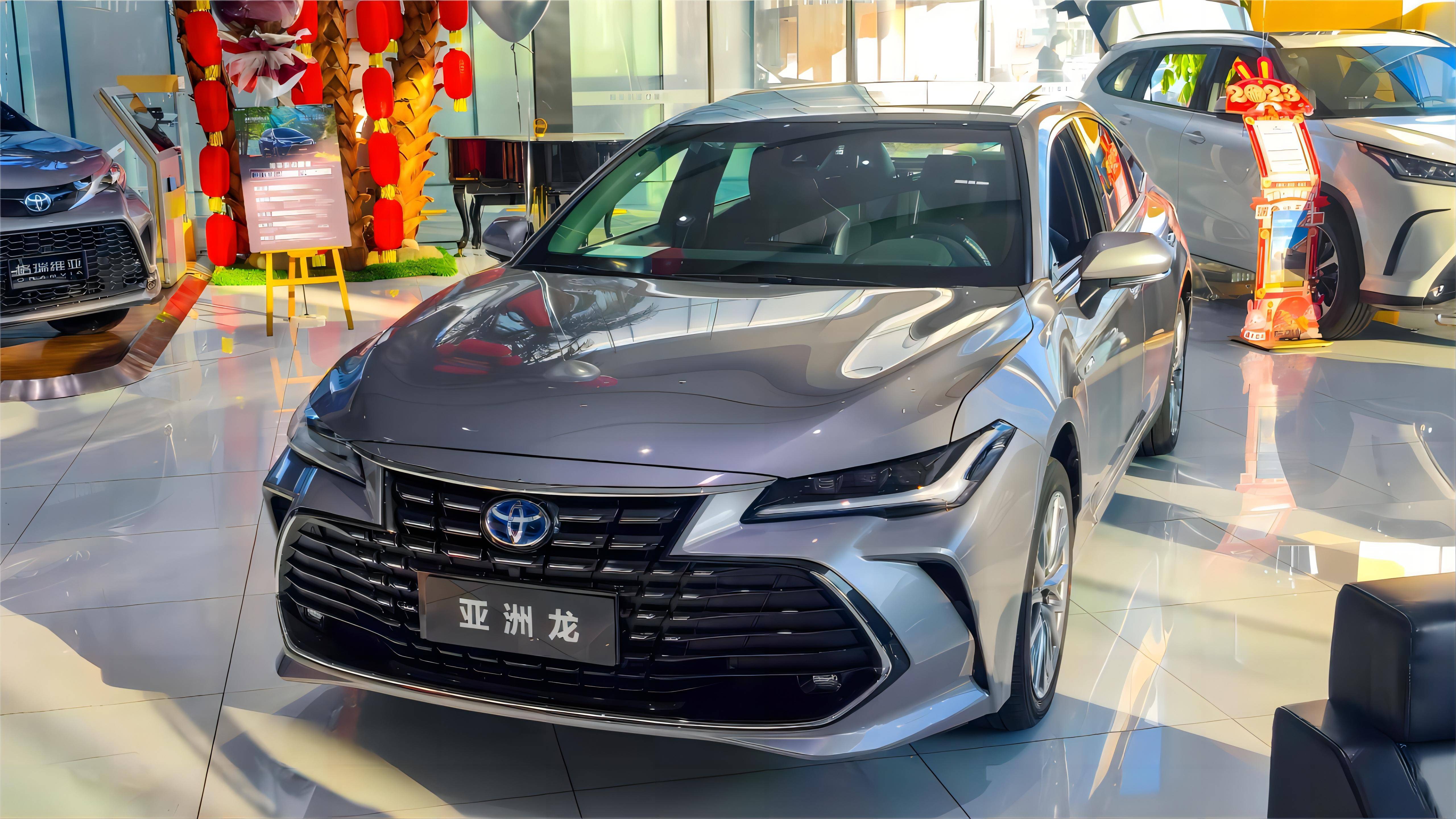 改款前夕,现款大放价,丰田亚洲龙是时候"抄底"了?