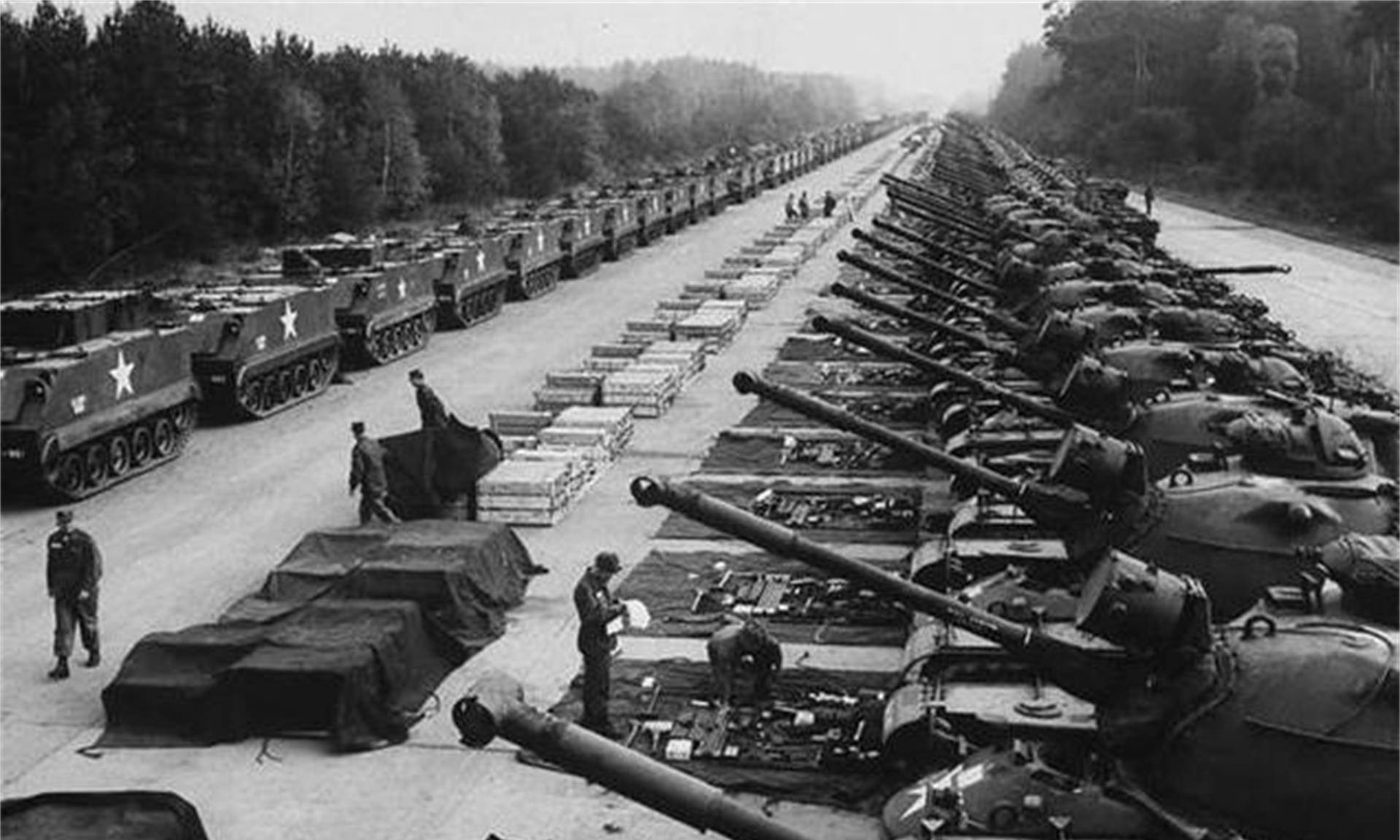 当年八国联合欺负中国,他们现状如何:其中两个国家已经永远消失