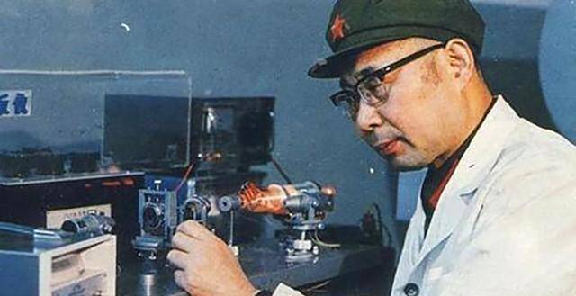美俄优势不复存在_科学技术_激光陀螺仪_研究