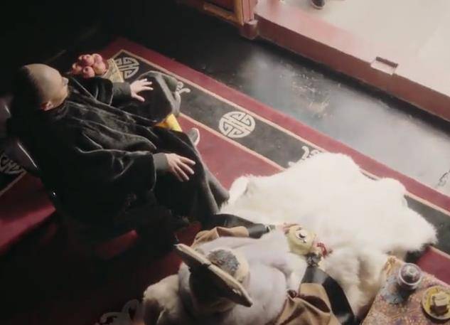 如懿传:魏嬿婉被赐死,惢心满头白发,最终只剩她与乾隆